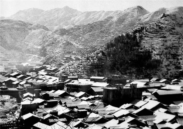 20世纪80年代的福建省宁德市寿宁县城区。（资料照片）